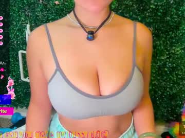 Dirtygirldaisy Chaturbate stream image from August 12, 2025