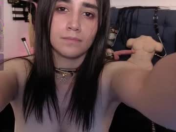 Elowen_ Chaturbate stream image from August 12, 2025