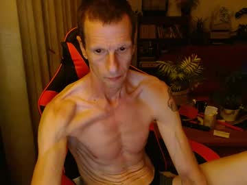 Chavavrianoldbructerian Chaturbate stream image from August 12, 2025