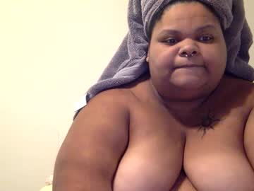 Xanaxangell Chaturbate stream image from August 13, 2025
