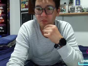 Lobomx19 Chaturbate stream image from August 13, 2025