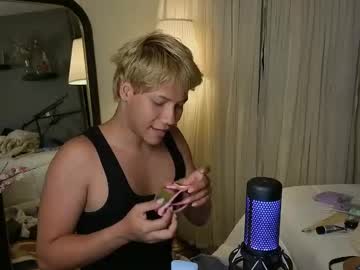 Parisstone2 Chaturbate stream image from August 13, 2025