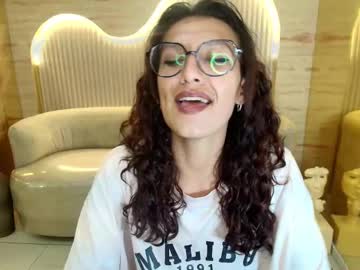 Emilia_R Chaturbate stream image from August 13, 2025