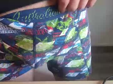 Hornyhunk29_ Chaturbate stream image from August 13, 2025
