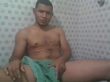 Jaxviper Chaturbate stream image from August 13, 2025
