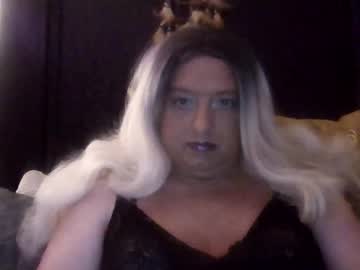 Atwen002 Chaturbate stream image from August 13, 2025