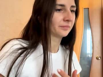 Hesterdelorenzo Chaturbate stream image from August 13, 2025