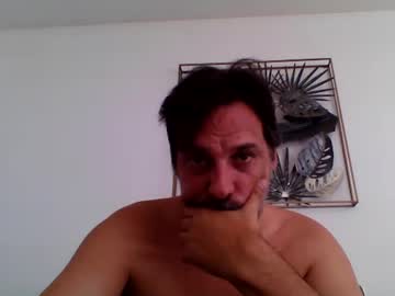 Allenvic Chaturbate stream image from August 13, 2025