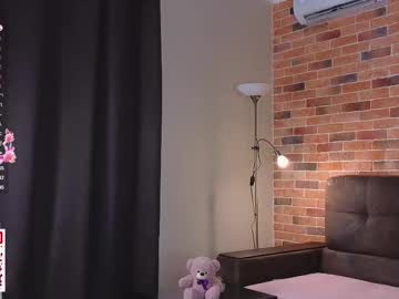 Jasmindoroti Chaturbate stream image from August 13, 2025