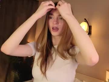Monabrickell Chaturbate stream image from August 13, 2025