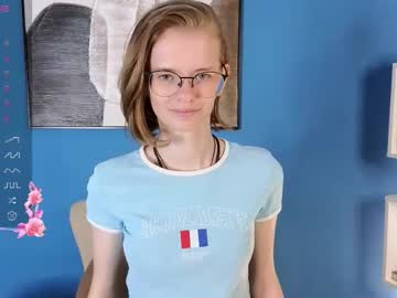 Marie_Kelly Chaturbate stream image from August 13, 2025
