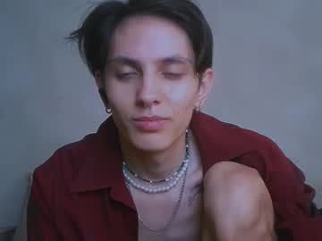 Oli_Vers Chaturbate stream image from August 13, 2025