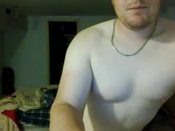Hungnreddd64 Chaturbate stream image from August 13, 2025