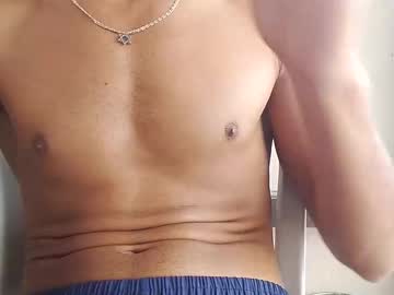 Brow1704 Chaturbate stream image from August 13, 2025