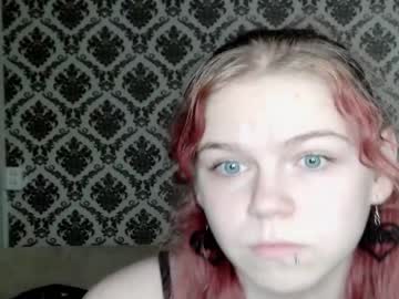 Poppy_Sunshine Chaturbate stream image from August 13, 2025