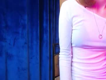 Meltymona Chaturbate stream image from August 13, 2025