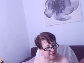 Christarose Chaturbate stream image from August 13, 2025