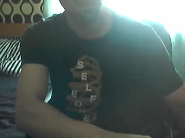 Elallstar98 Chaturbate stream image from August 13, 2025