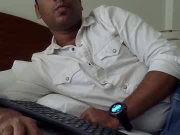 Luckyfinalone Chaturbate stream image from August 13, 2025