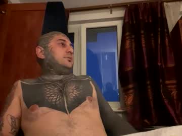 Skiiiy Chaturbate stream image from August 13, 2025