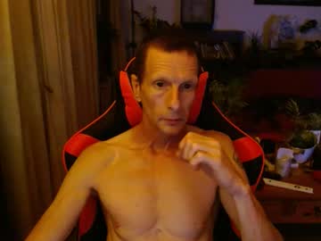 Chavavrianoldbructerian Chaturbate stream image from August 13, 2025