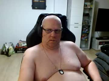 Database169 Chaturbate stream image from August 13, 2025