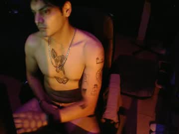 Gruesomexico Chaturbate stream image from August 14, 2025