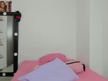 _Lunapetite Chaturbate stream image from August 14, 2025