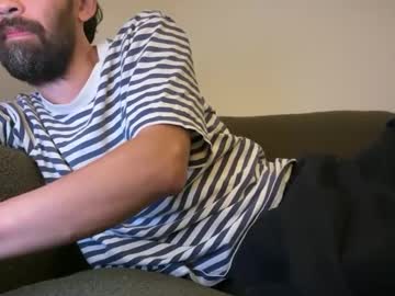 Ubehalaya Chaturbate stream image from August 14, 2025