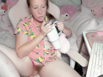 Mistymystic Chaturbate stream image from August 14, 2025