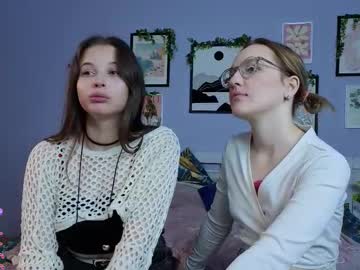 Lune201061 Chaturbate stream image from August 14, 2025