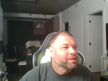 Chulosunglass Chaturbate stream image from August 14, 2025