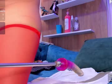 Thelatinsweet Chaturbate stream image from August 14, 2025