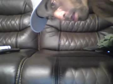 Hungbistud916 Chaturbate stream image from August 14, 2025