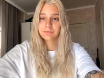Tammiemacapagal Chaturbate stream image from August 14, 2025