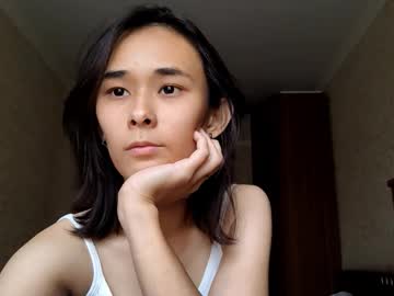 Alvawyandt Chaturbate stream image from August 14, 2025