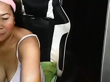 Chubbylove_123 Chaturbate stream image from August 14, 2025