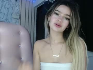 Katleen_V Chaturbate stream image from August 14, 2025