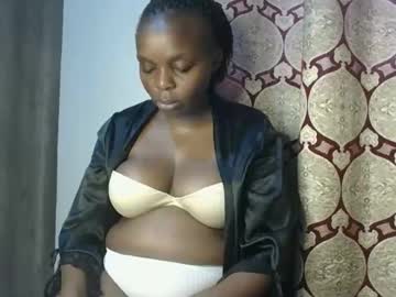 Playwithbeytee Chaturbate stream image from August 14, 2025