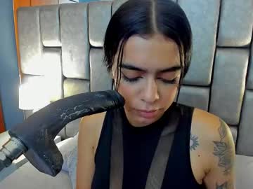 Ashleyjonnees Chaturbate stream image from August 14, 2025