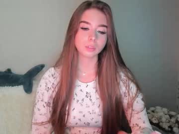 Evapuff Chaturbate stream image from August 14, 2025