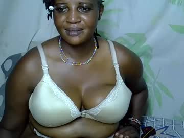 Hotcaroo Chaturbate stream image from August 14, 2025
