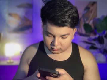Mmpewww Chaturbate stream image from August 14, 2025