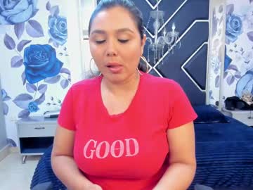 Latinaholequeen Chaturbate stream image from August 14, 2025