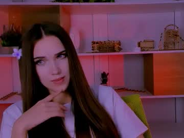 Liana_Swans Chaturbate stream image from August 14, 2025