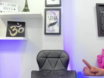 Sarah_Lowee Chaturbate stream image from August 14, 2025