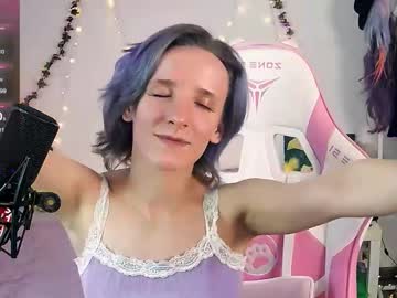 Yellow_Songbird Chaturbate stream image from August 14, 2025