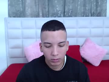 Yhago86 Chaturbate stream image from August 14, 2025