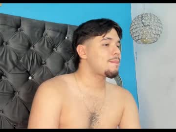Maxhot_7 Chaturbate stream image from August 14, 2025
