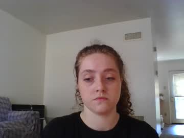 Poorslut Chaturbate stream image from August 14, 2025